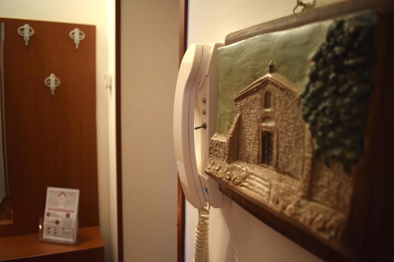 Domus - Casa Vacanza B&B Veroli Eksteriør bilde